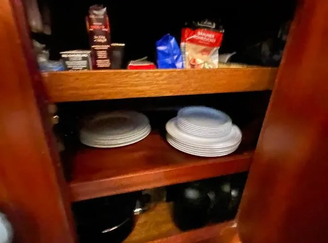 Süsses Motorboot - überseestadt * Brema